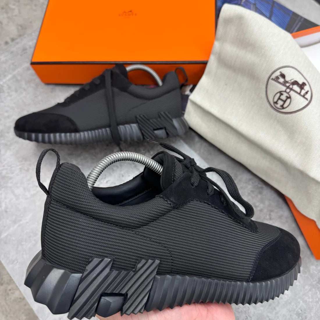 HMES Trainers