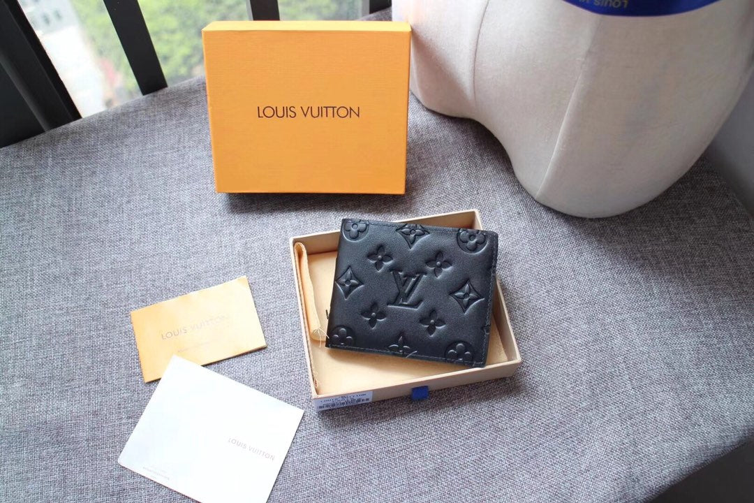 LV Wallets (Various Patterns)