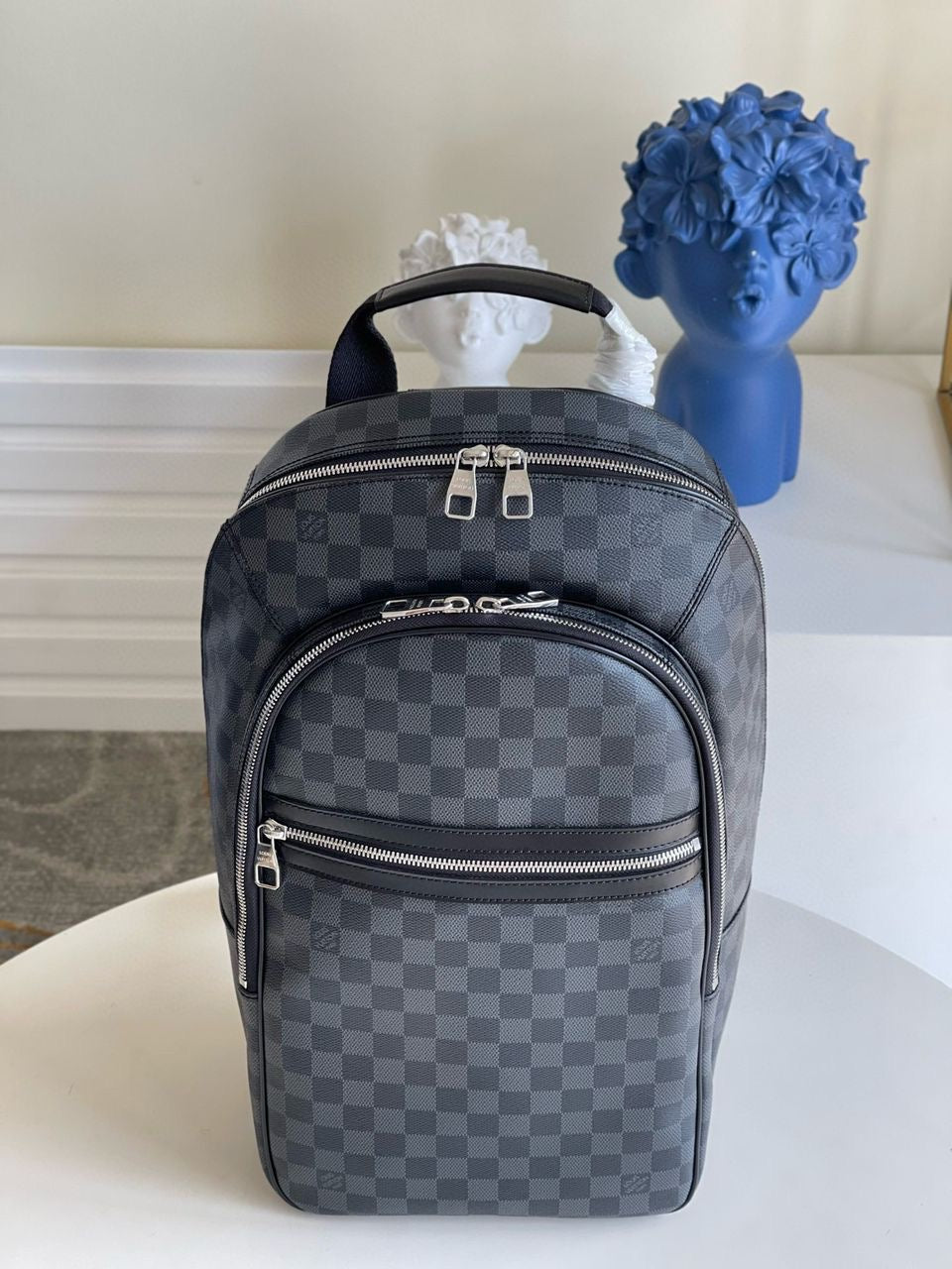 LV Rucksack pre order