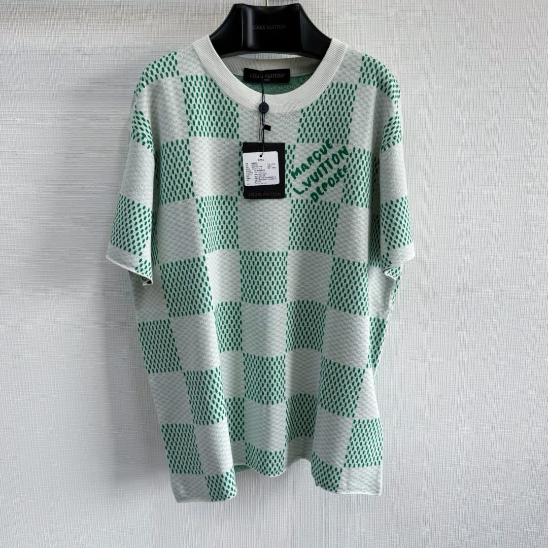 LV Men’s T-shirt (Various Colours)