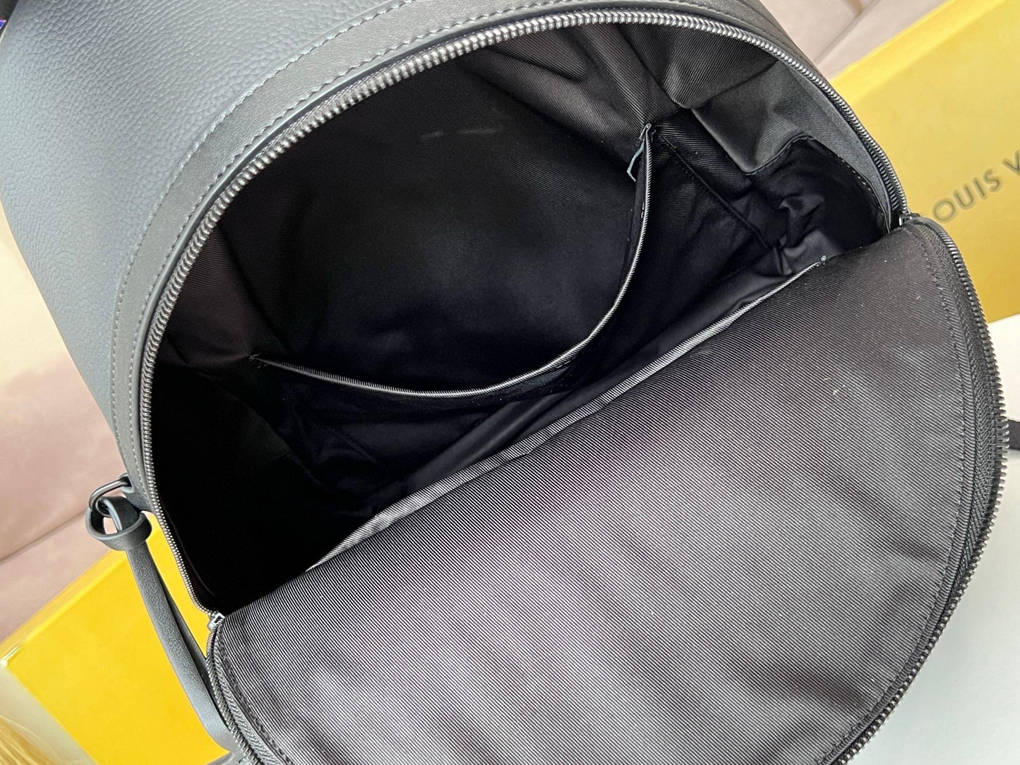 Lv mens bag