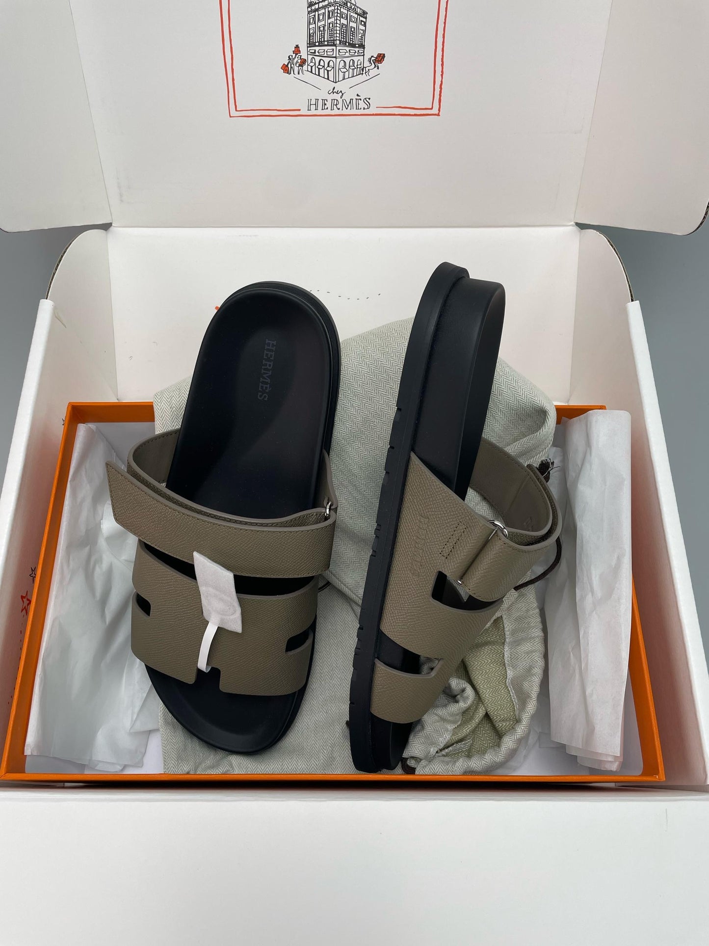 Men’s Hrmes Sandals (Other colours available)