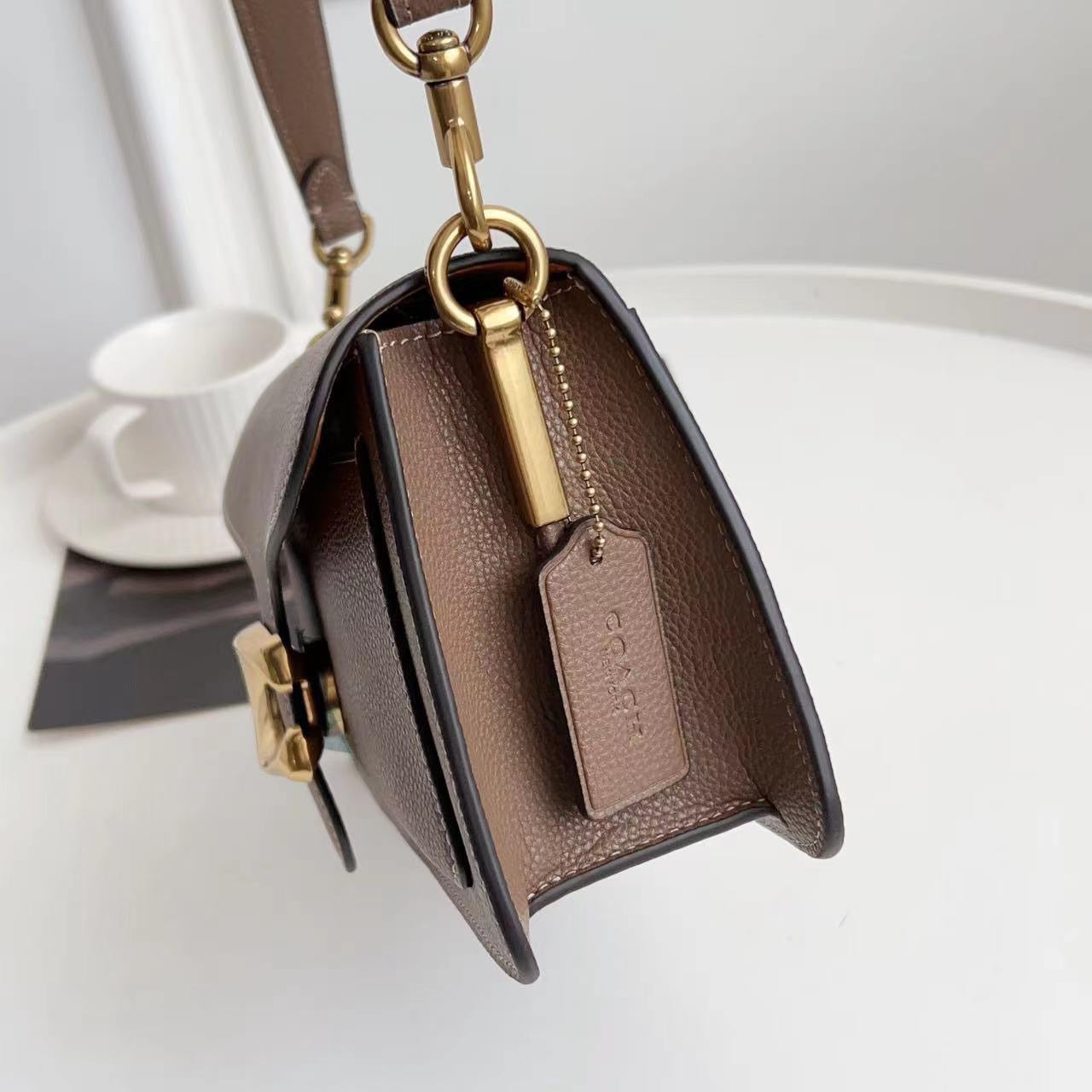 C Ladies bag