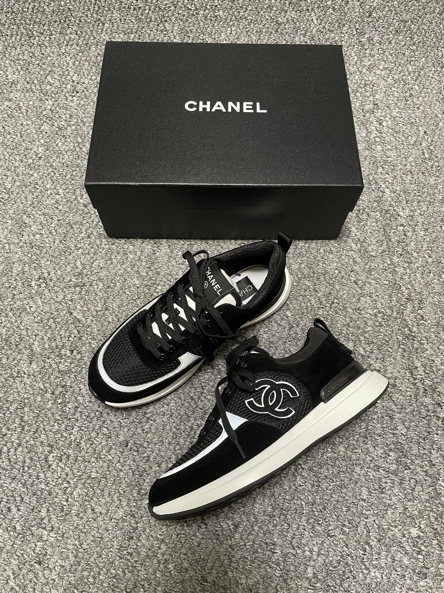 Chan Ladies Trainers