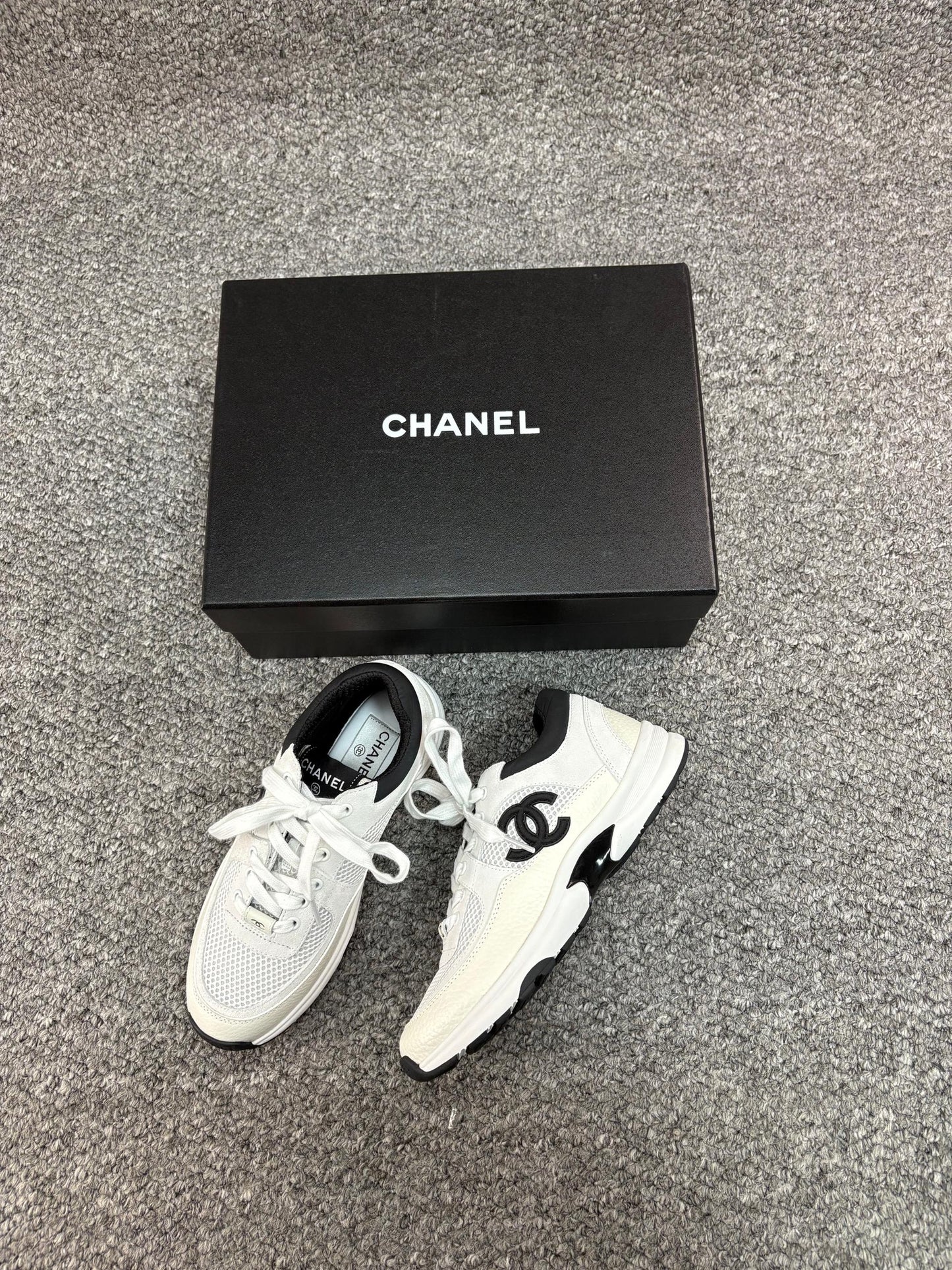 Chan ladies trainers