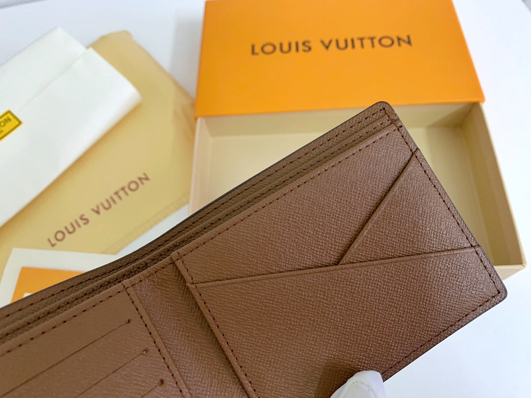 LV Wallets (Various Patterns)