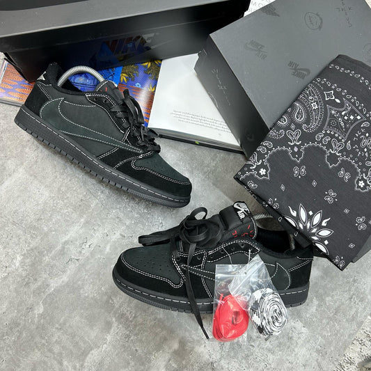 Nke Travis Scott