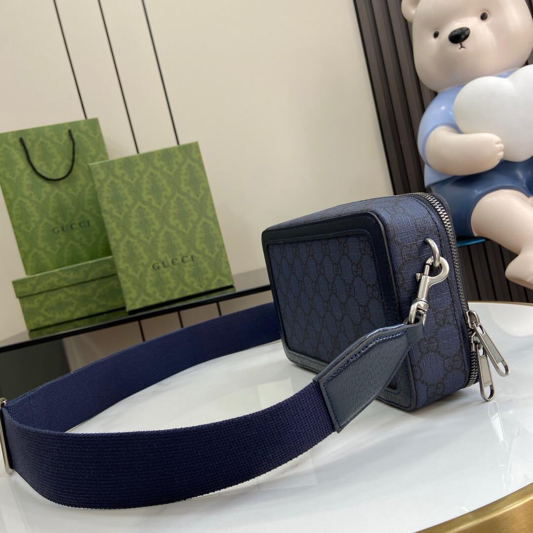 Gcci messenger/cross body bag