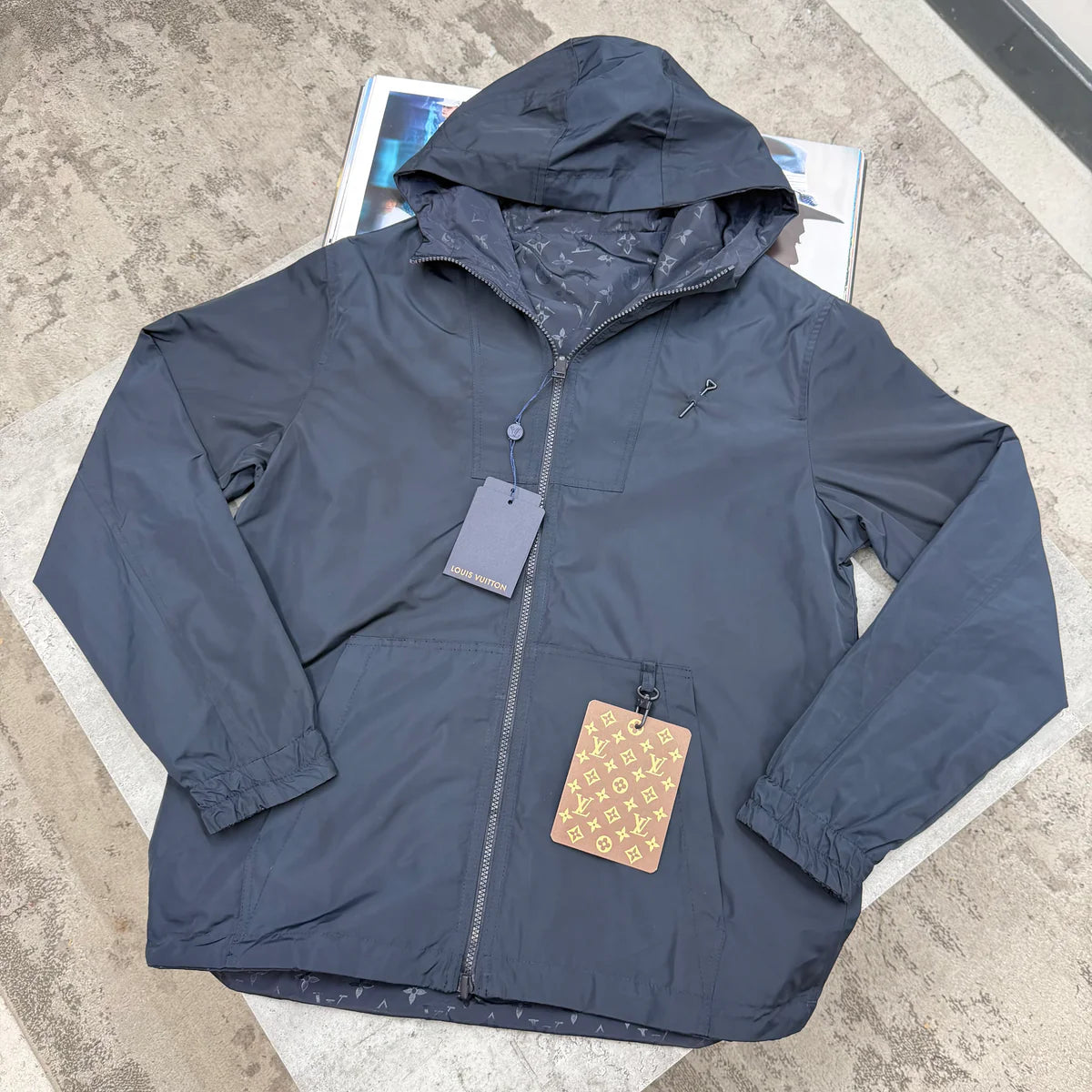 LV Reversible Windbreaker