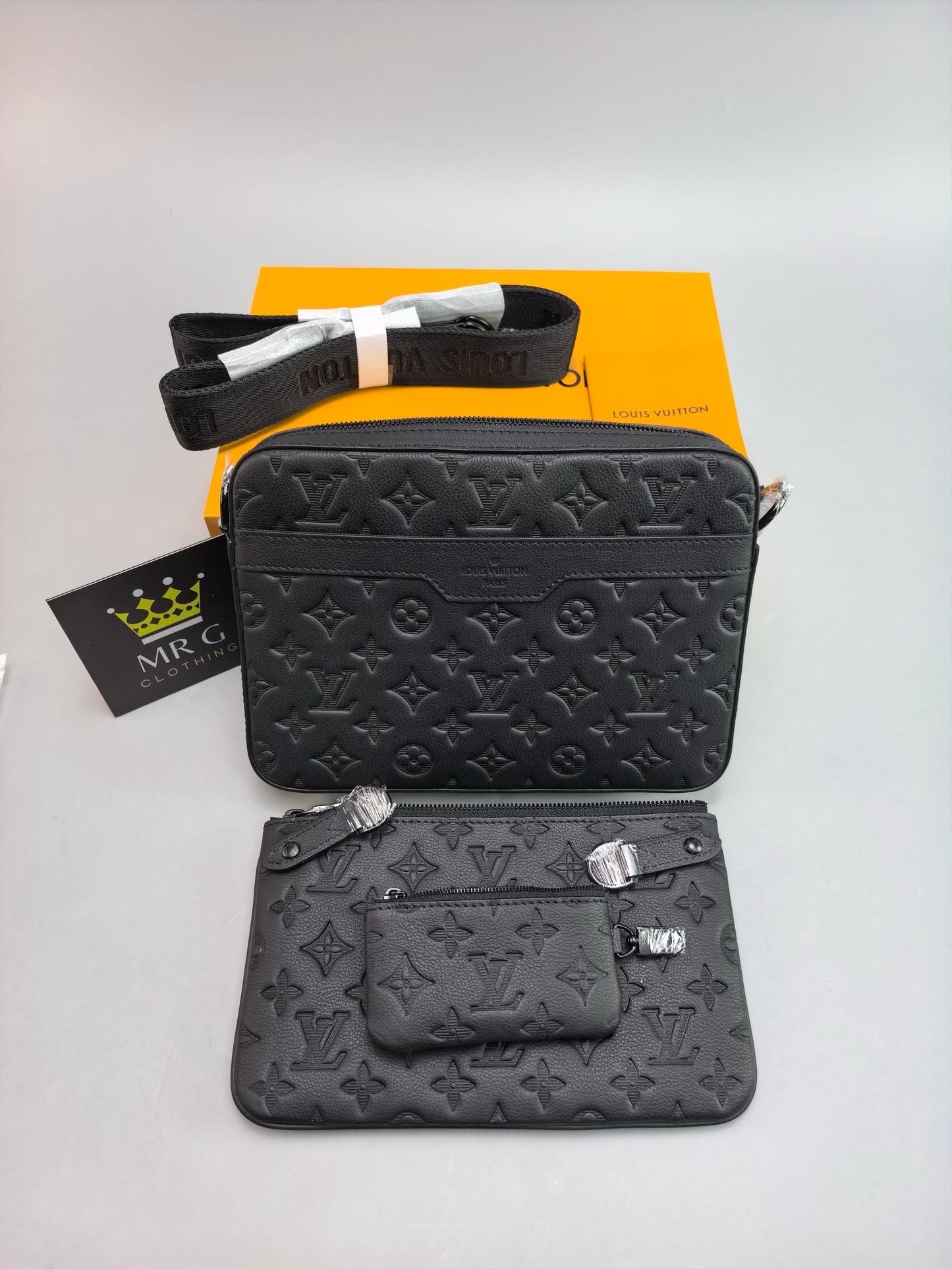 LV Trio Messenger