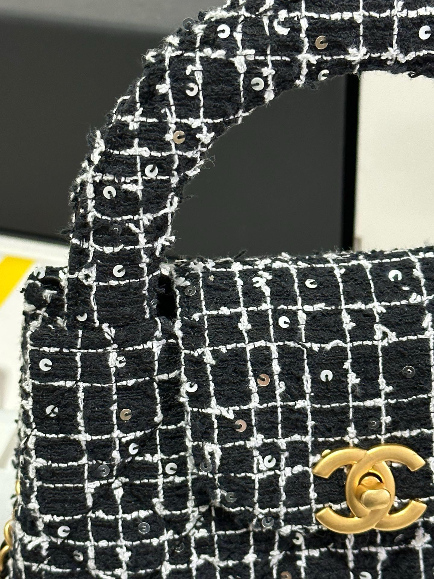 Chan ladies bag