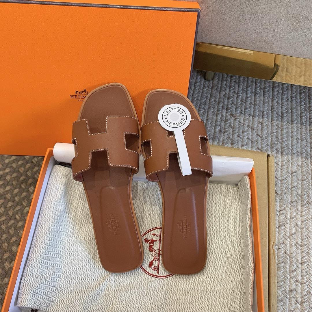 Women’s Herms Sandals (Various Colours)
