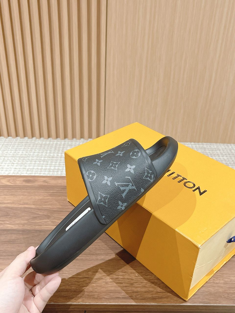 LV Sliders